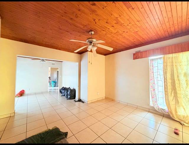 3 BEDROOM HOUSE FOR SALE IN VANDERBIJLPARK CW 6
